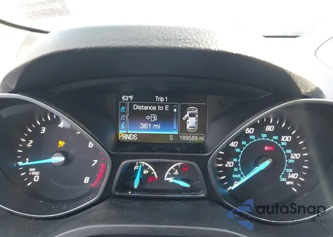 2015 Ford Escape Titanium z USA, uszkodzony, nr VIN 1FMCU9J94FUB17662